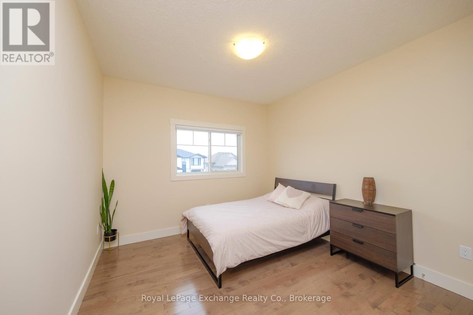 40 Lakefield Drive, Kincardine, Ontario  N2Z 0C9 - Photo 19 - X12095386
