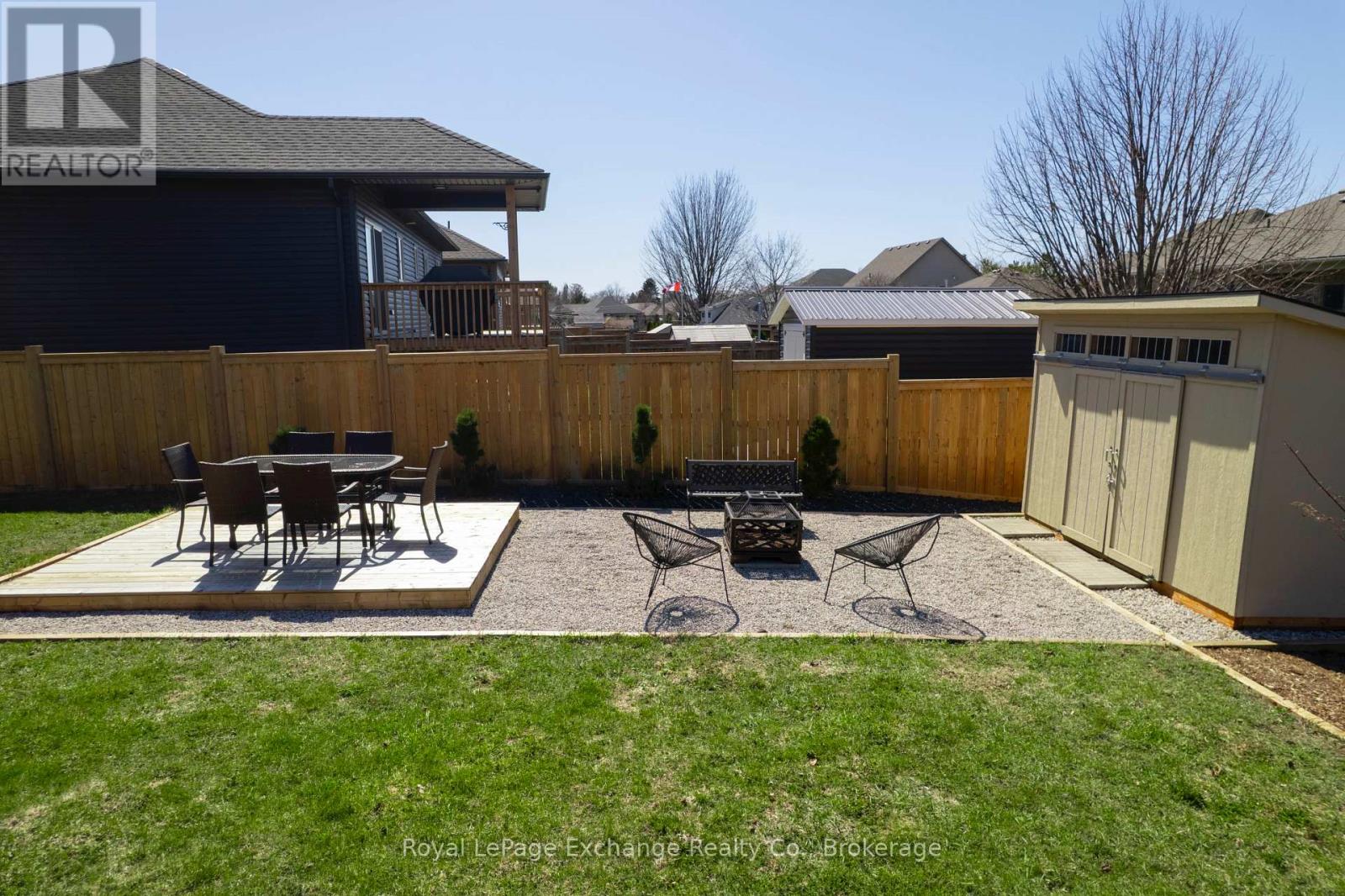 40 Lakefield Drive, Kincardine, Ontario  N2Z 0C9 - Photo 6 - X12095386
