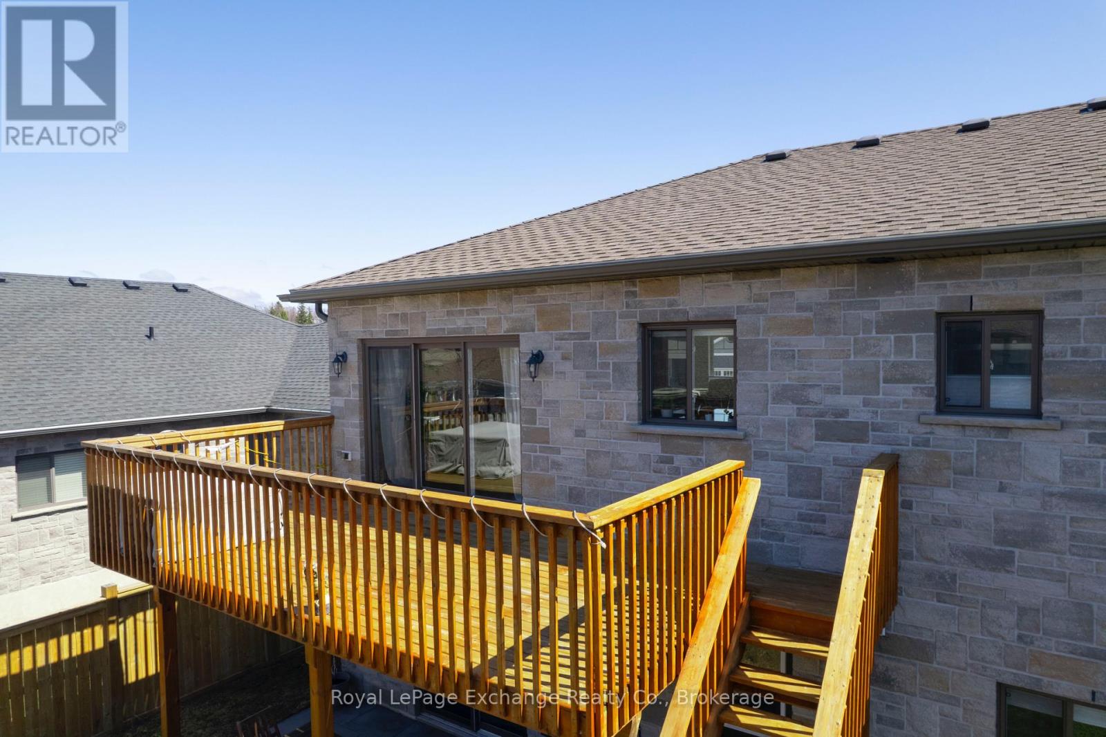 40 Lakefield Drive, Kincardine, Ontario  N2Z 0C9 - Photo 9 - X12095386