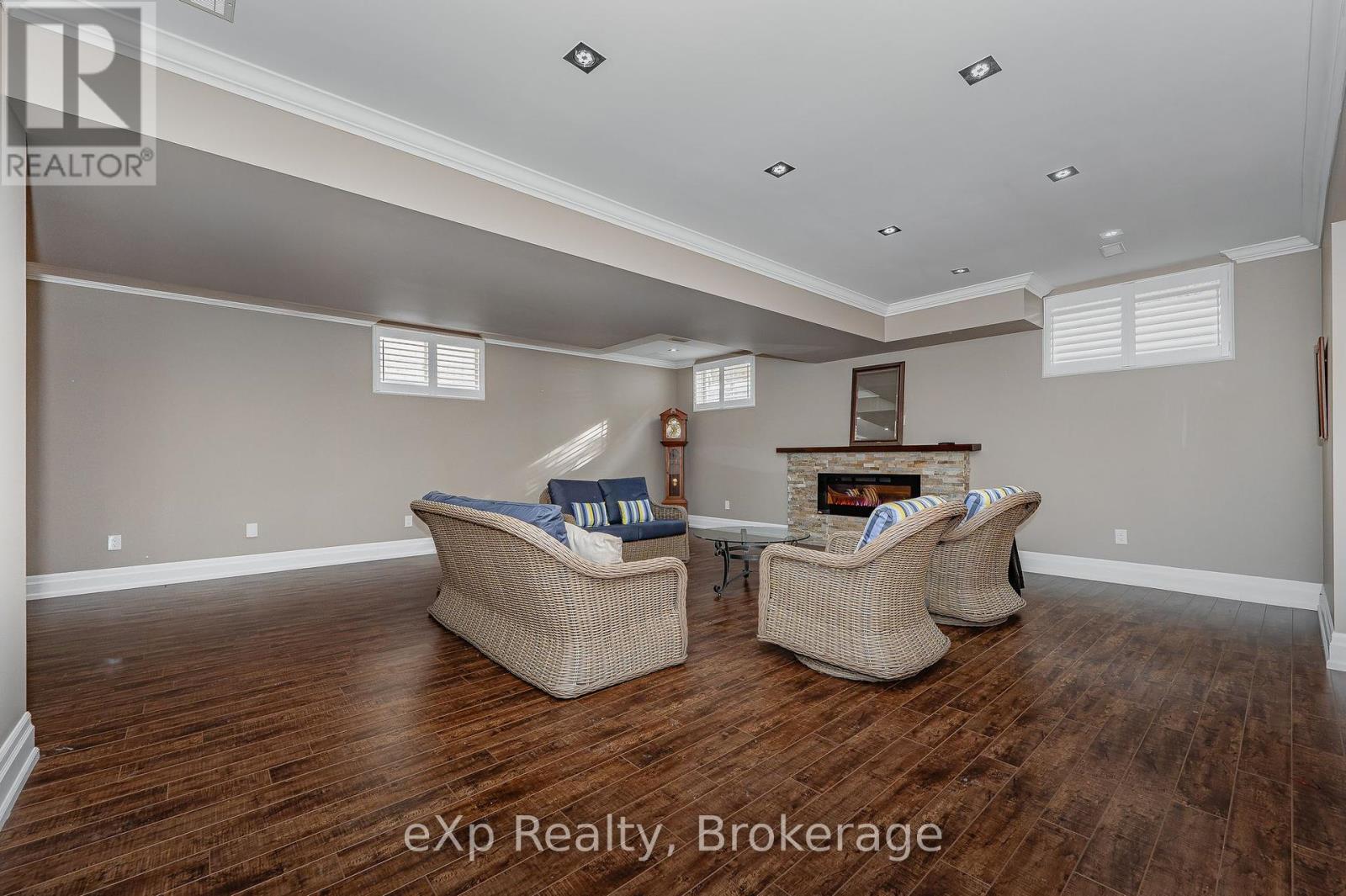 5 - 19 Simmonds Drive, Guelph, Ontario  N1E 0H4 - Photo 27 - X12095392