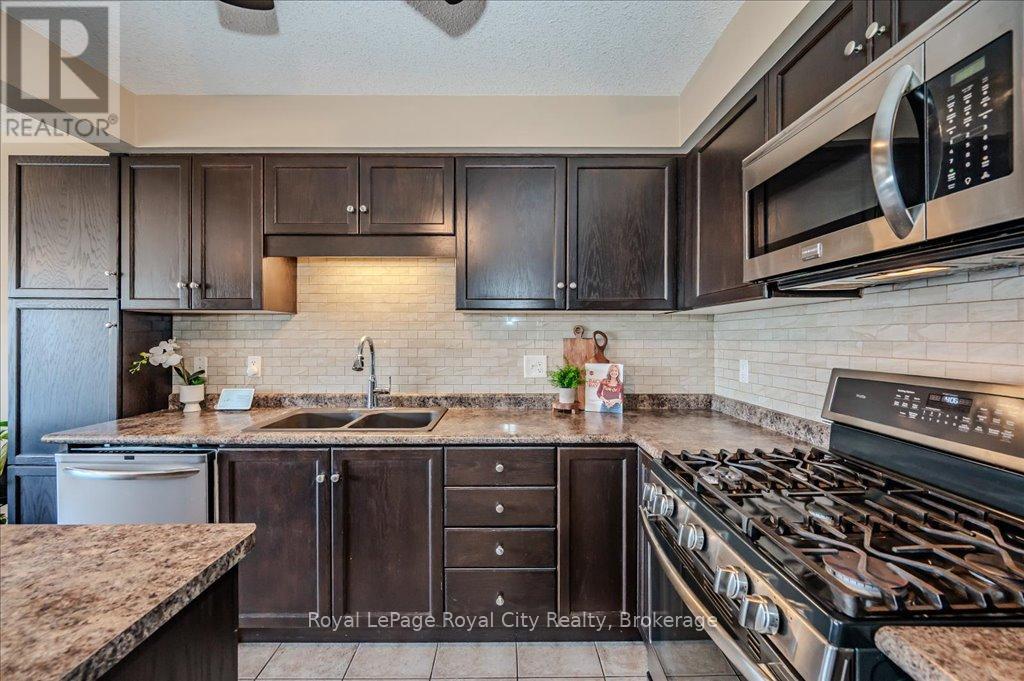 4 - 361 Arkell Road, Guelph, Ontario  N1L 1E5 - Photo 11 - X12095397