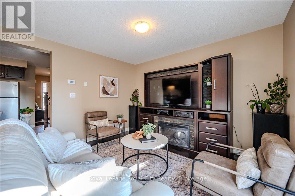 4 - 361 Arkell Road, Guelph, Ontario  N1L 1E5 - Photo 15 - X12095397