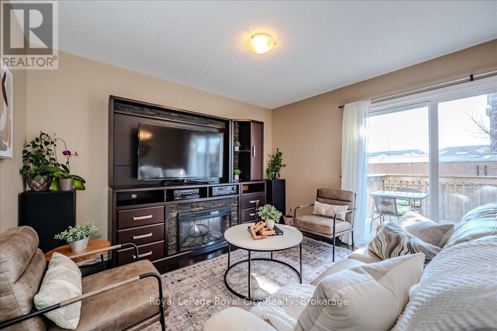 4 - 361 Arkell Road, Guelph, Ontario  N1L 1E5 - Photo 16 - X12095397