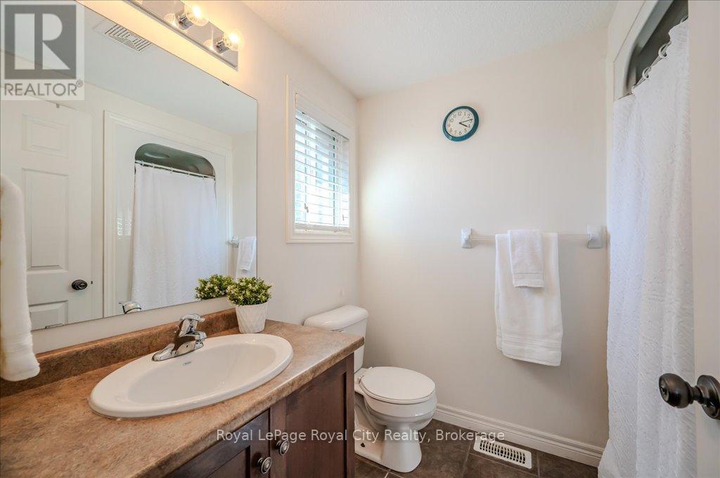 4 - 361 Arkell Road, Guelph, Ontario  N1L 1E5 - Photo 30 - X12095397