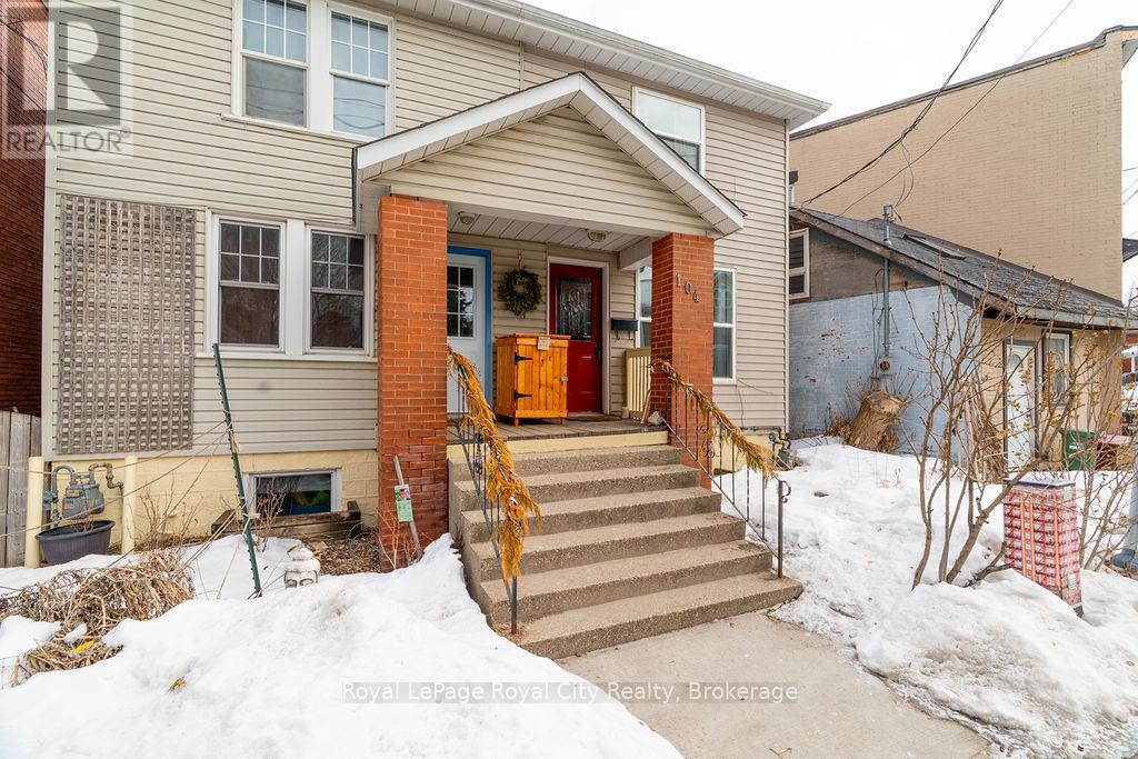 Property at 104 NEEVE STREET image 3