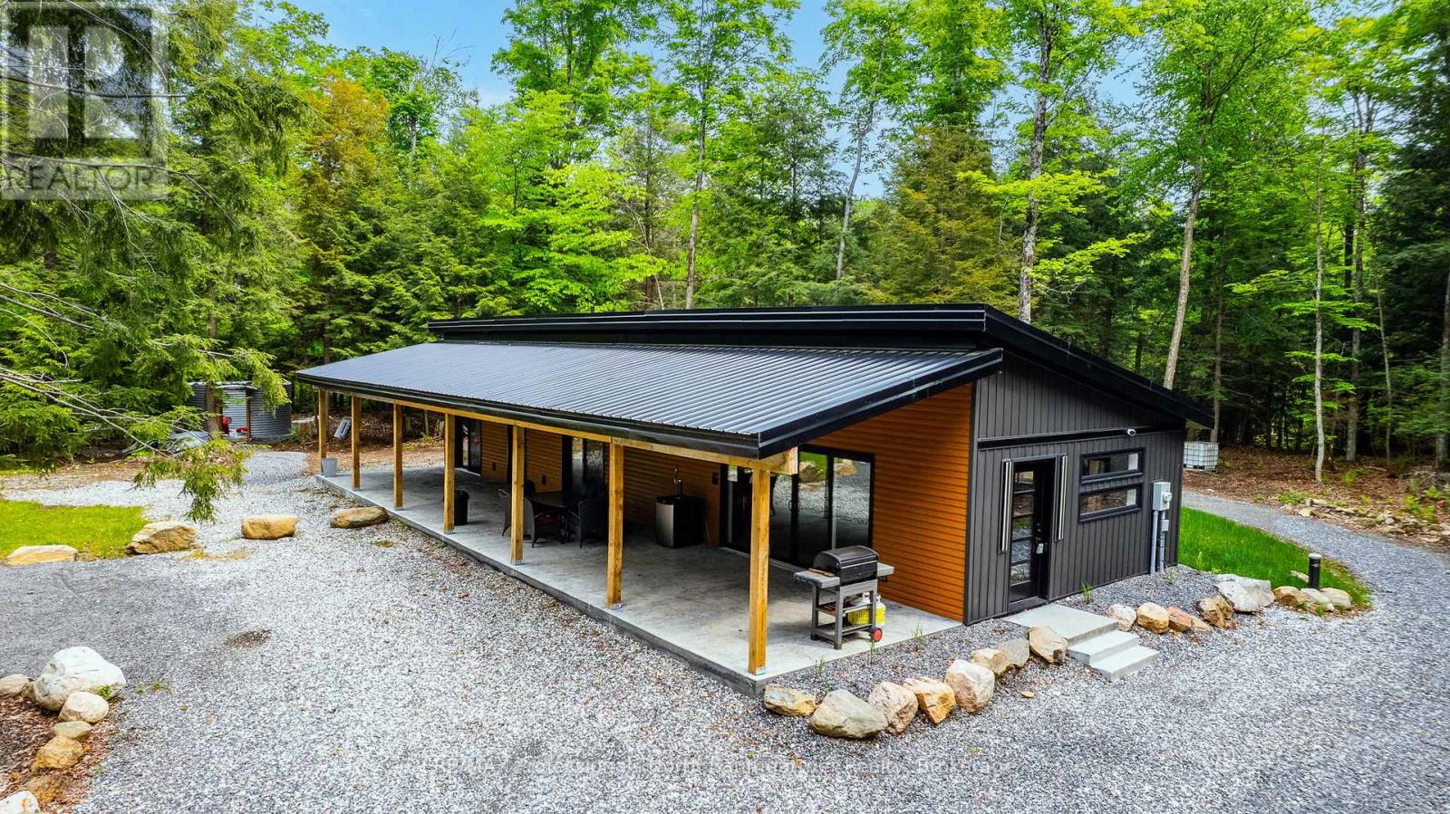 1323 Basshaunt Lake Rd, Dysart Et Al (Guilford), Ontario  K0M 1M0 - Photo 1 - X12095585