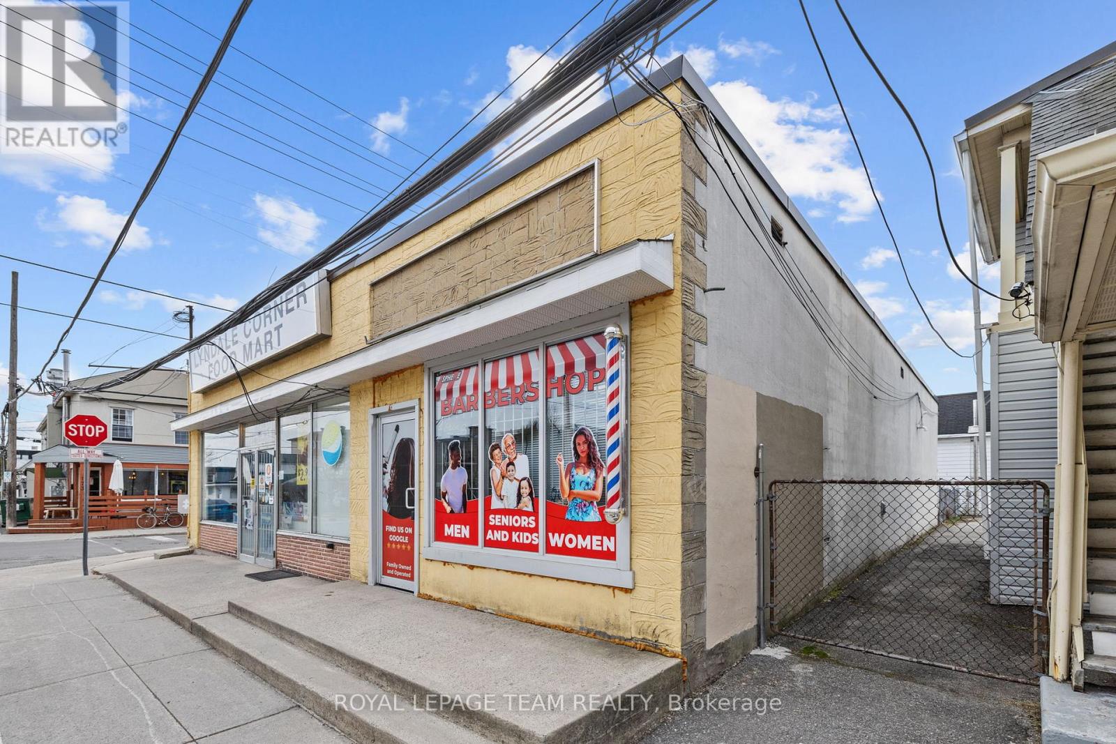 B - 60 Lyndale Avenue, Ottawa, Ontario  K1Y 2M8 - Photo 2 - X12095565