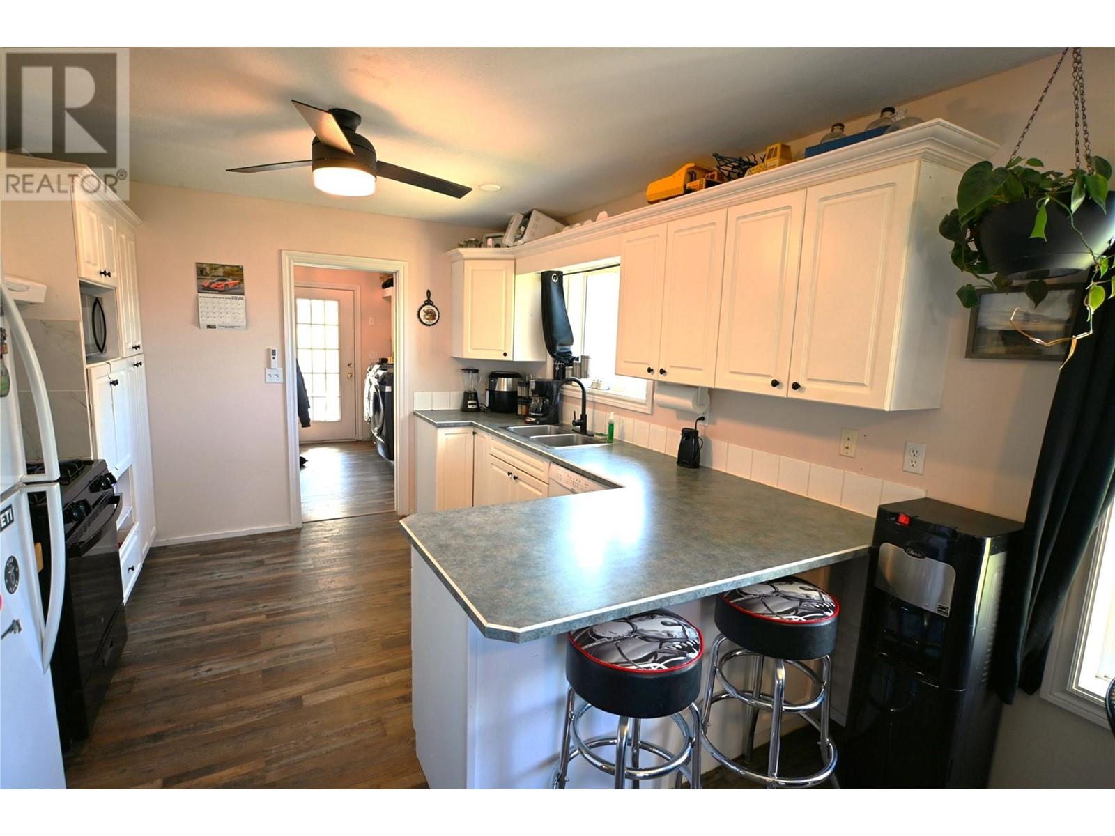 610 Wynndel Road, Wynndel, British Columbia  V0B 2N1 - Photo 10 - 10343656