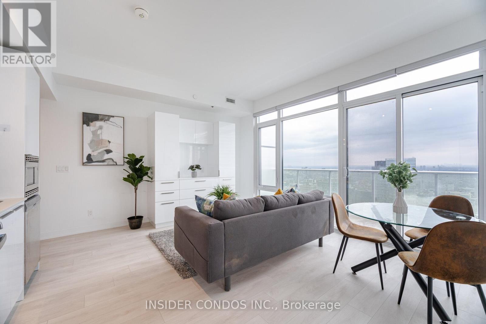 5202 - 501 Yonge Street, Toronto, Ontario  M4Y 0G8 - Photo 13 - C12095466