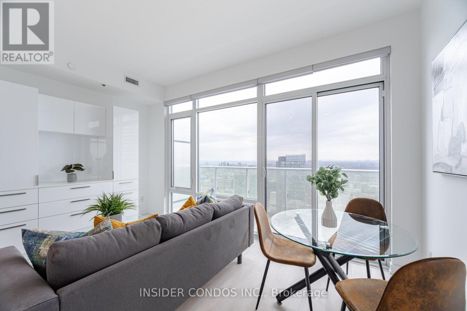 5202 - 501 Yonge Street, Toronto, Ontario  M4Y 0G8 - Photo 15 - C12095466