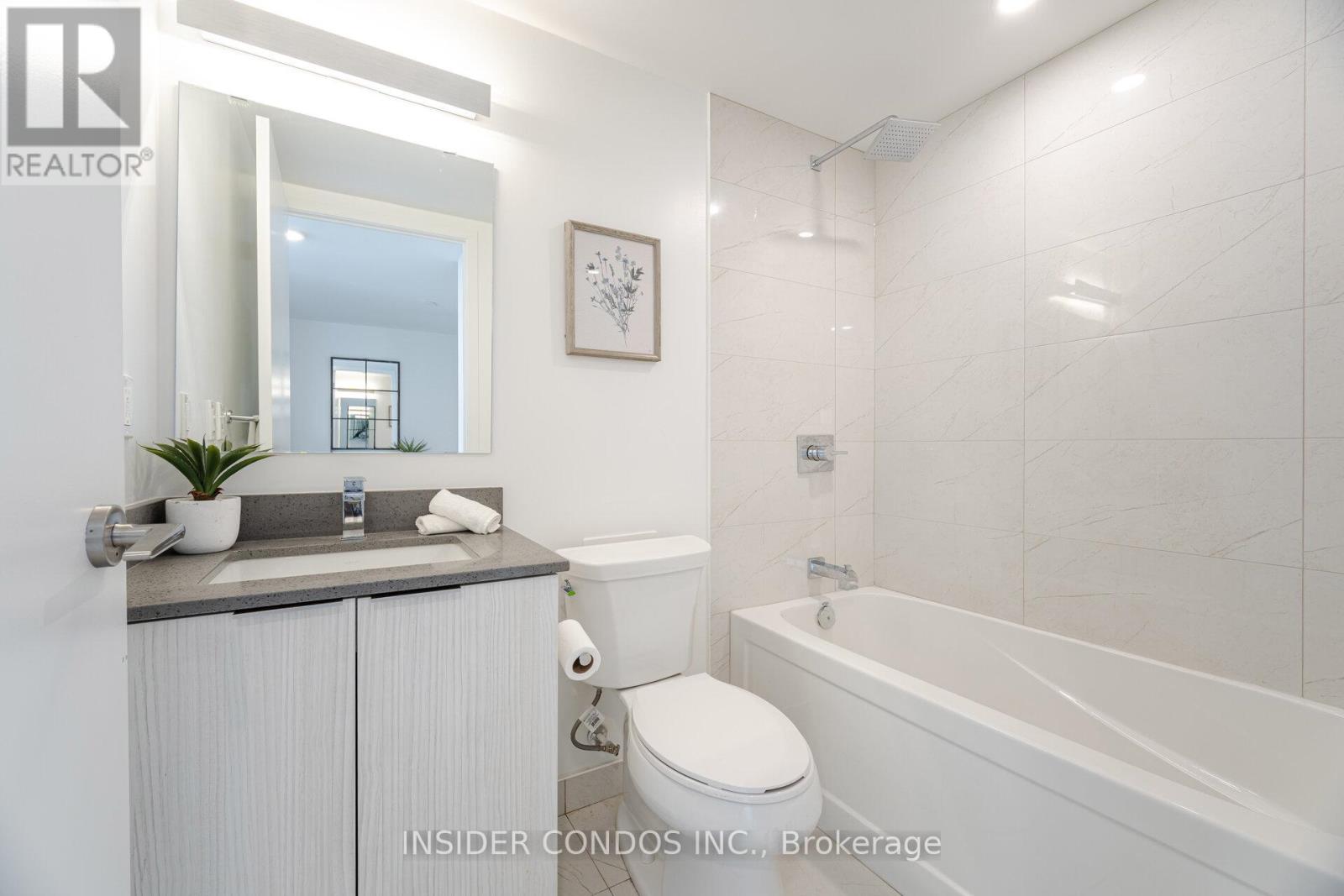 5202 - 501 Yonge Street, Toronto, Ontario  M4Y 0G8 - Photo 28 - C12095466