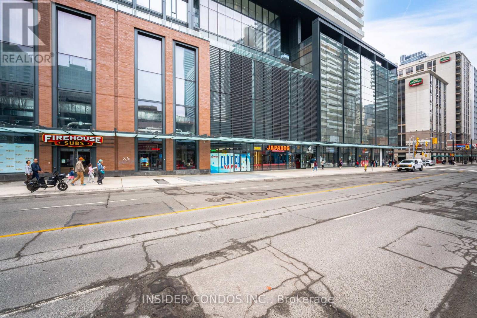 5202 - 501 Yonge Street, Toronto, Ontario  M4Y 0G8 - Photo 38 - C12095466