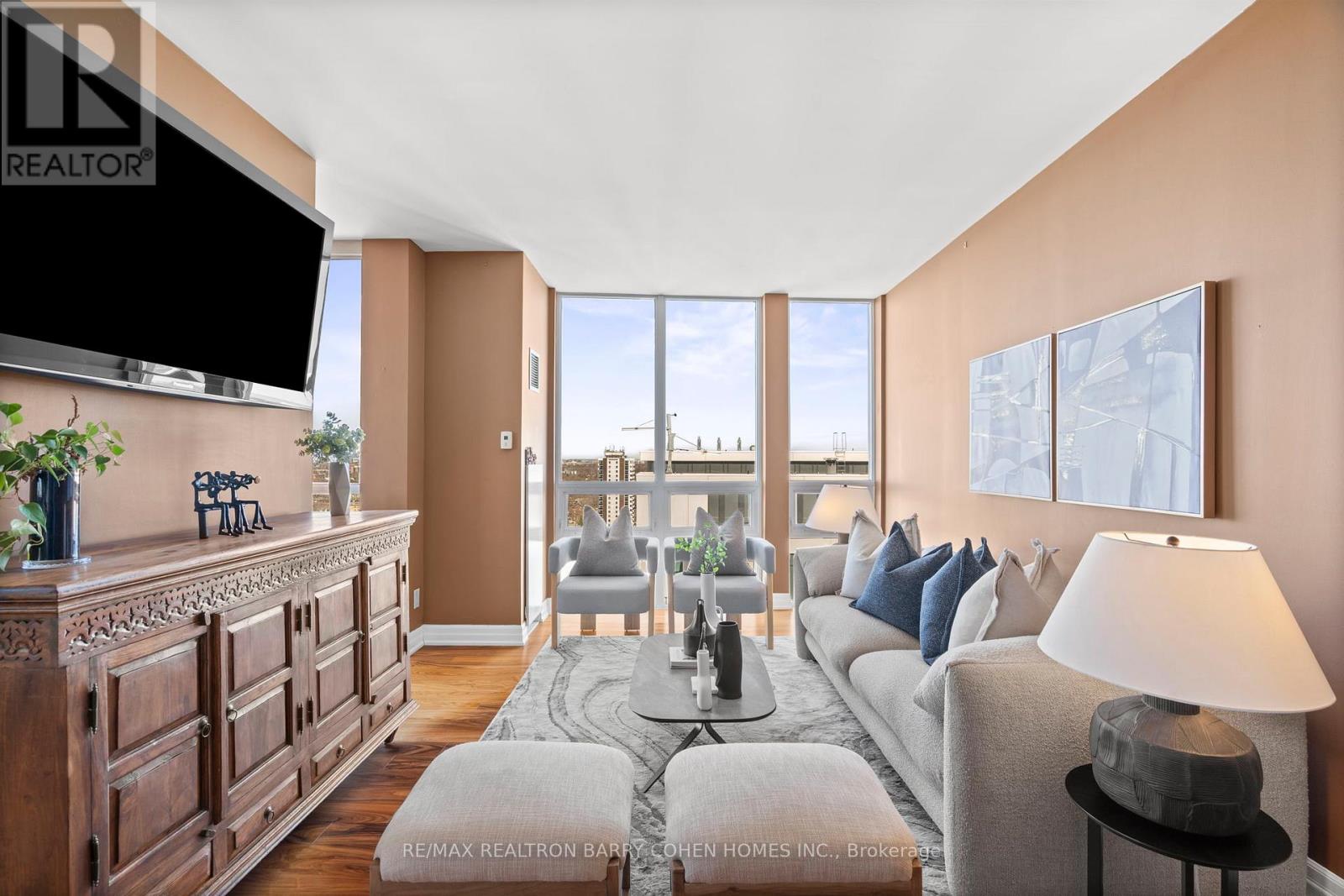 Property at 2103 - 500 ST CLAIR AVENUE W image 5