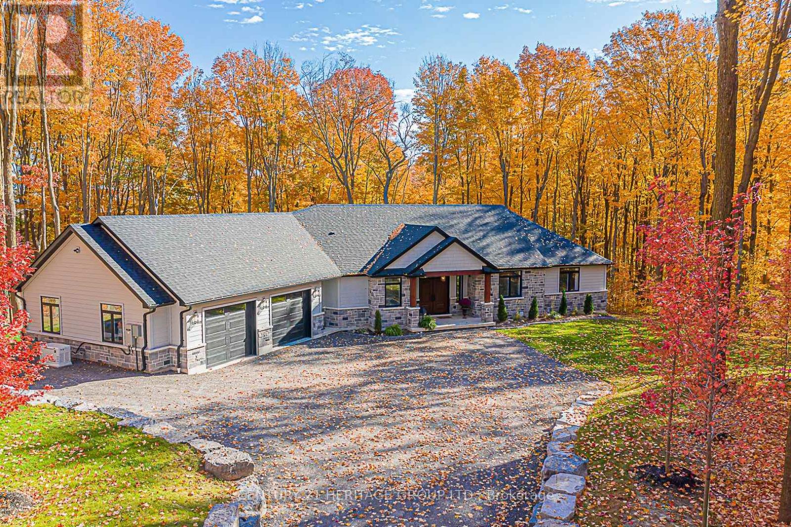 17657 Highway 48, East Gwillimbury, Ontario  L0G 1E0 - Photo 1 - N12095413