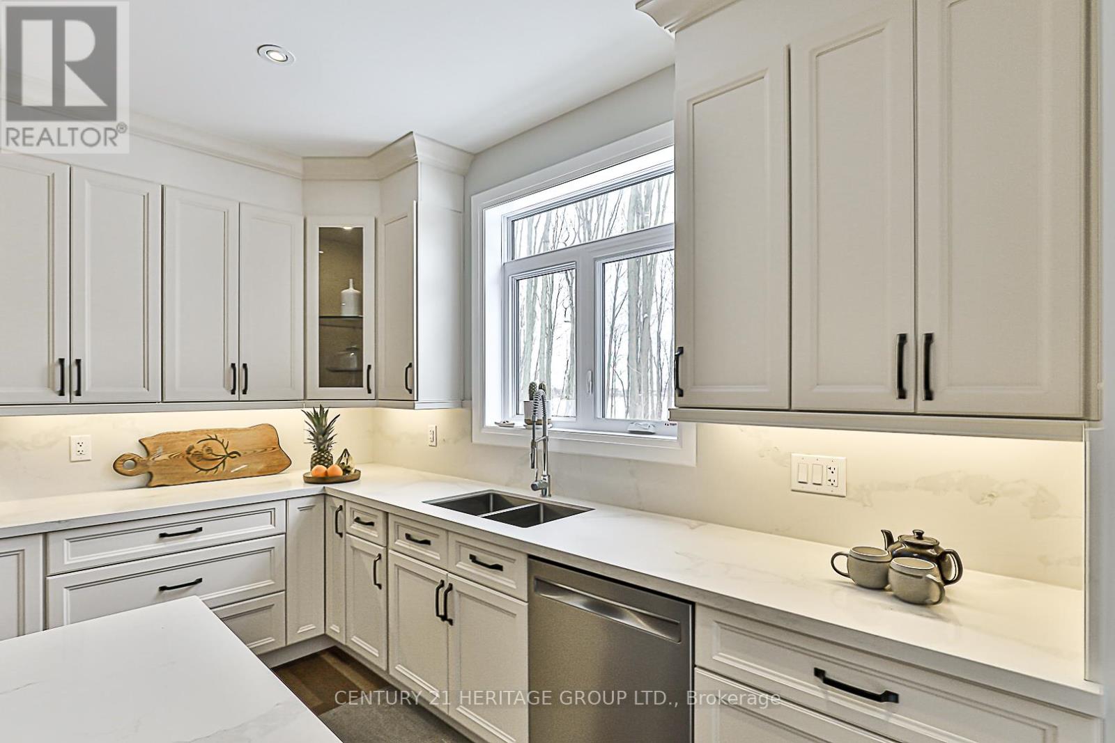 17657 Highway 48, East Gwillimbury, Ontario  L0G 1E0 - Photo 21 - N12095413