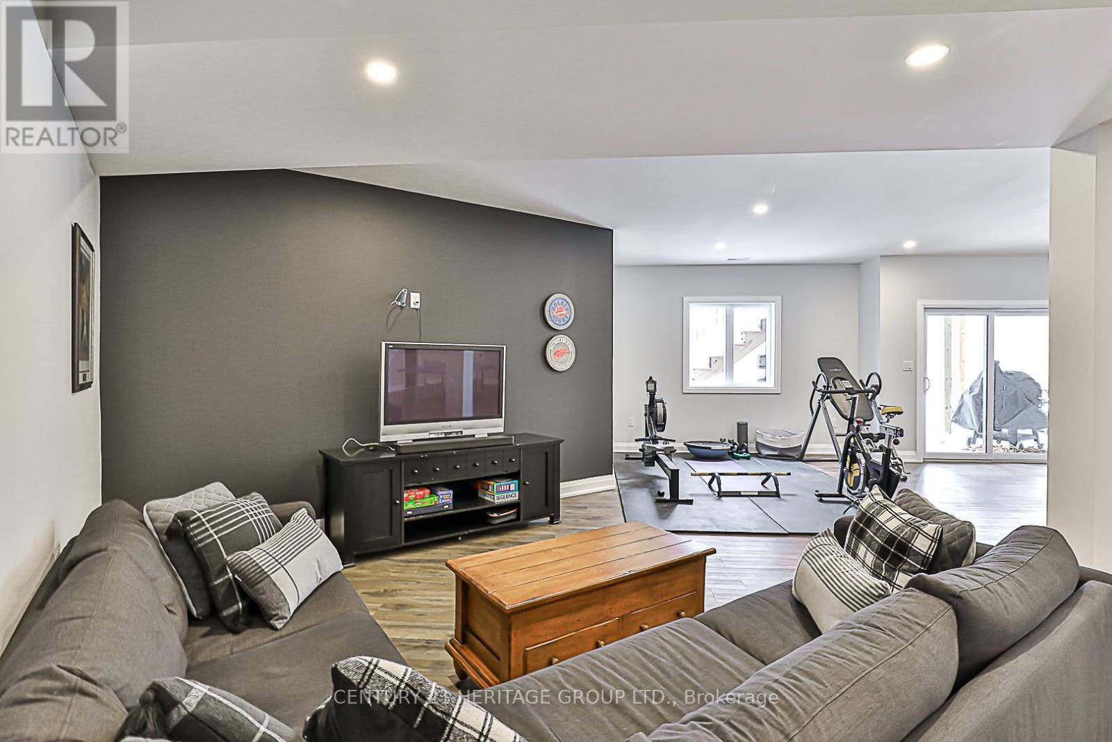 17657 Highway 48, East Gwillimbury, Ontario  L0G 1E0 - Photo 40 - N12095413
