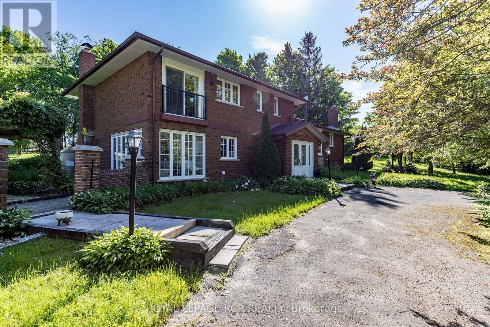 Property at 2100 DAVIS DRIVE W image 3