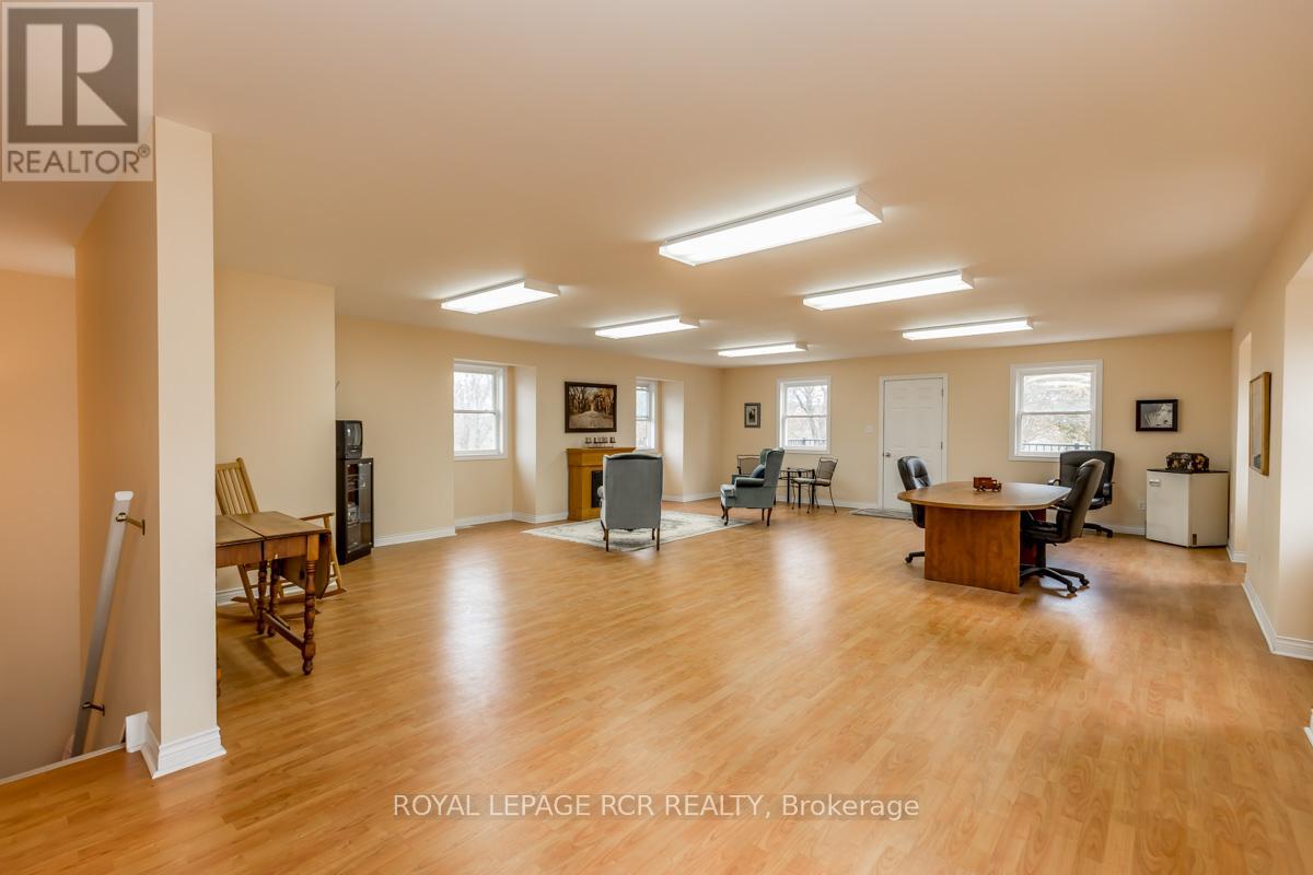 2100 Davis Drive W, King, Ontario  L3Y 4V9 - Photo 40 - N12095502