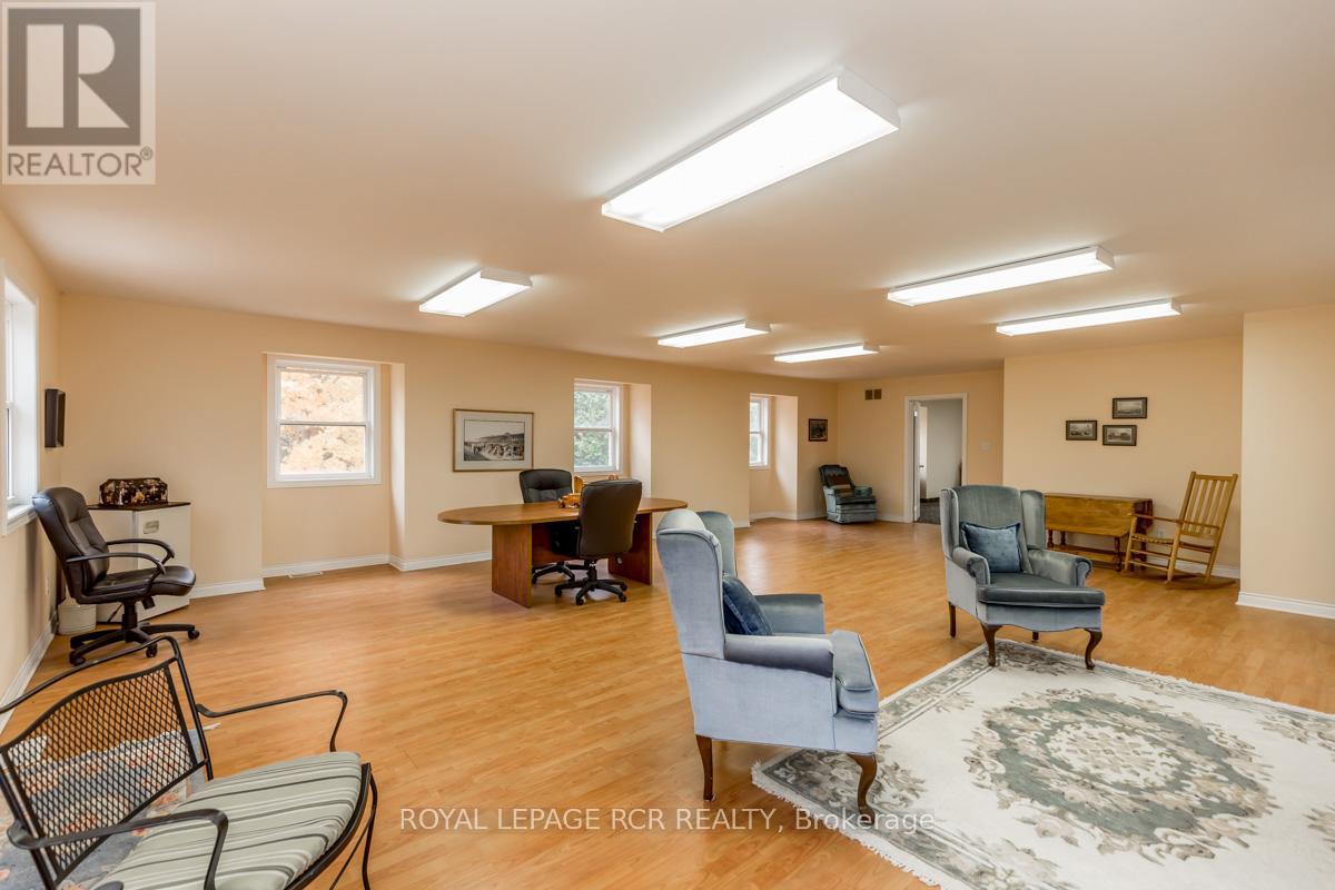 2100 Davis Drive W, King, Ontario  L3Y 4V9 - Photo 41 - N12095502