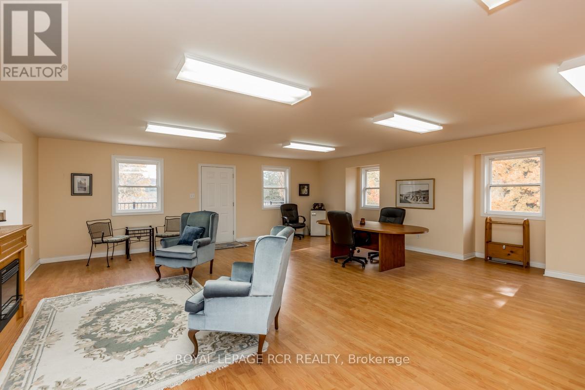 2100 Davis Drive W, King, Ontario  L3Y 4V9 - Photo 42 - N12095502