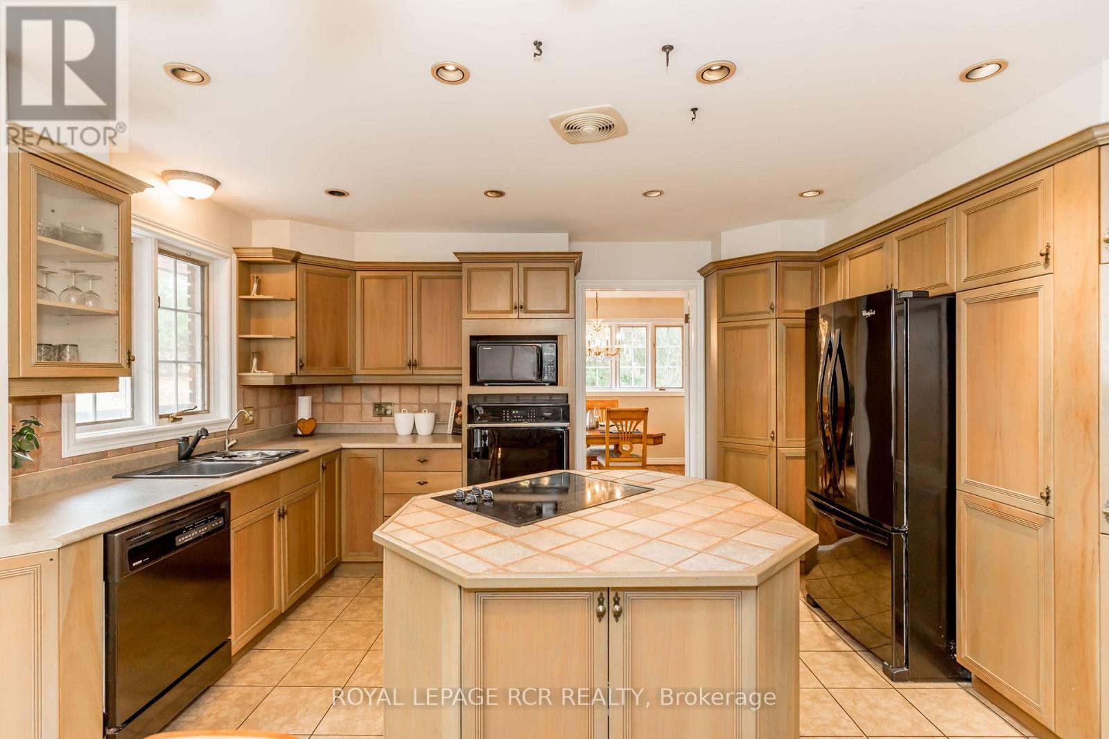 2100 Davis Drive W, King, Ontario  L3Y 4V9 - Photo 8 - N12095502