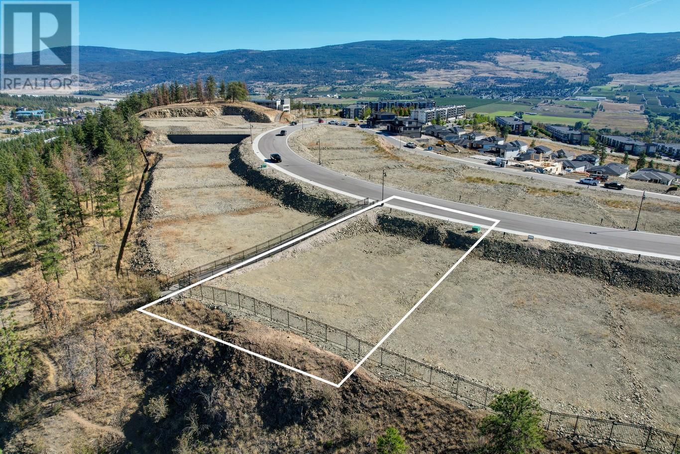 Property at 694 Kingswood Terrace Lot# 38 image 4