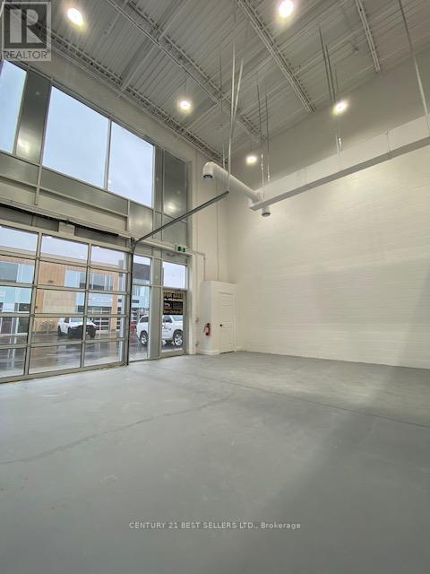 8 - 1162 King Road, Burlington, Ontario  L7T 3L7 - Photo 12 - W12070465