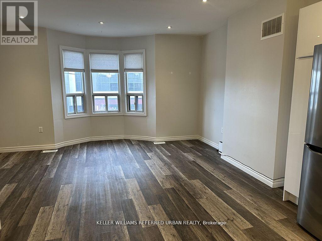 2 - 735 Dupont Street, Toronto, Ontario  M6G 1Z5 - Photo 4 - W12095440