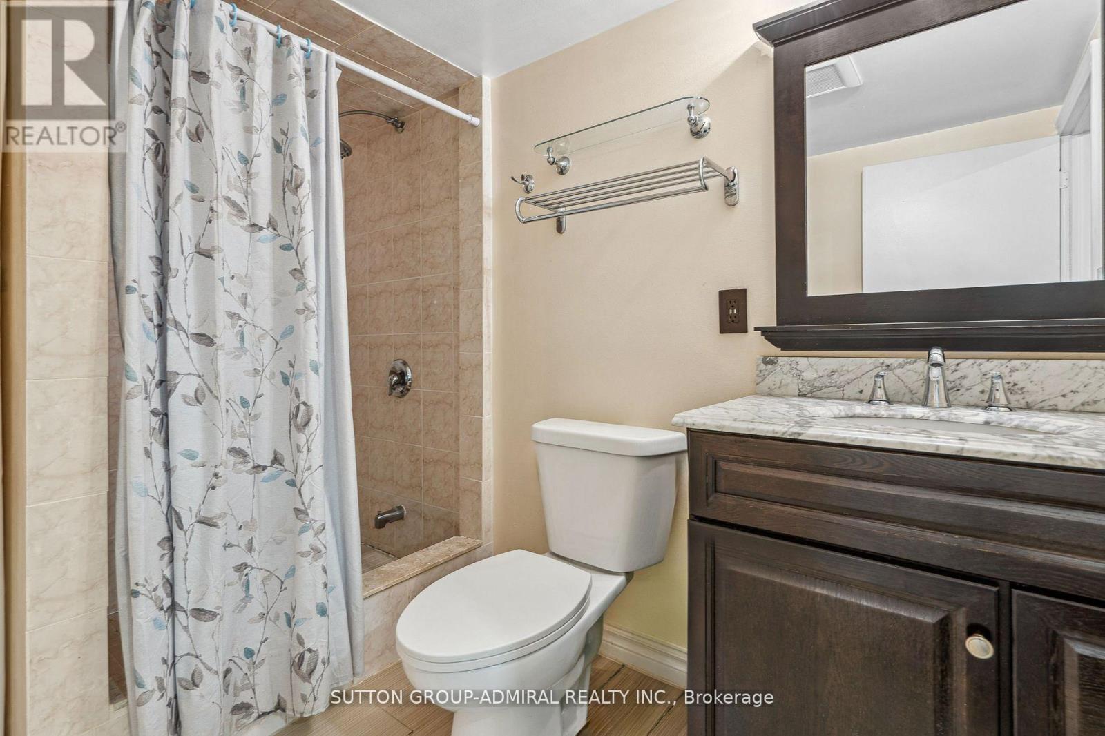 68 Wheatsheaf Crescent, Toronto, Ontario  M3N 1P6 - Photo 22 - W12095476