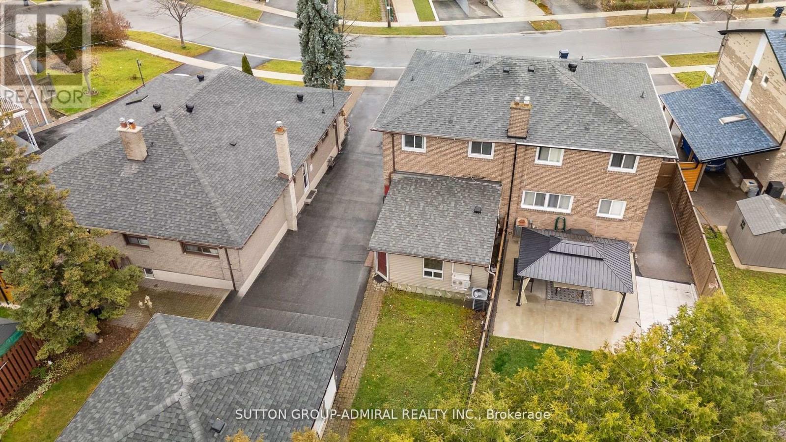 68 Wheatsheaf Crescent, Toronto, Ontario  M3N 1P6 - Photo 34 - W12095476