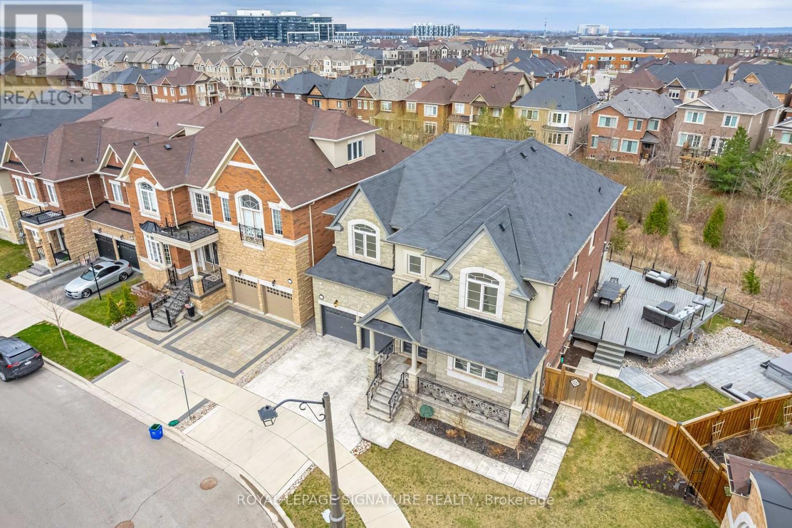 Property at 404 ELLEN DAVIDSON DRIVE image 1