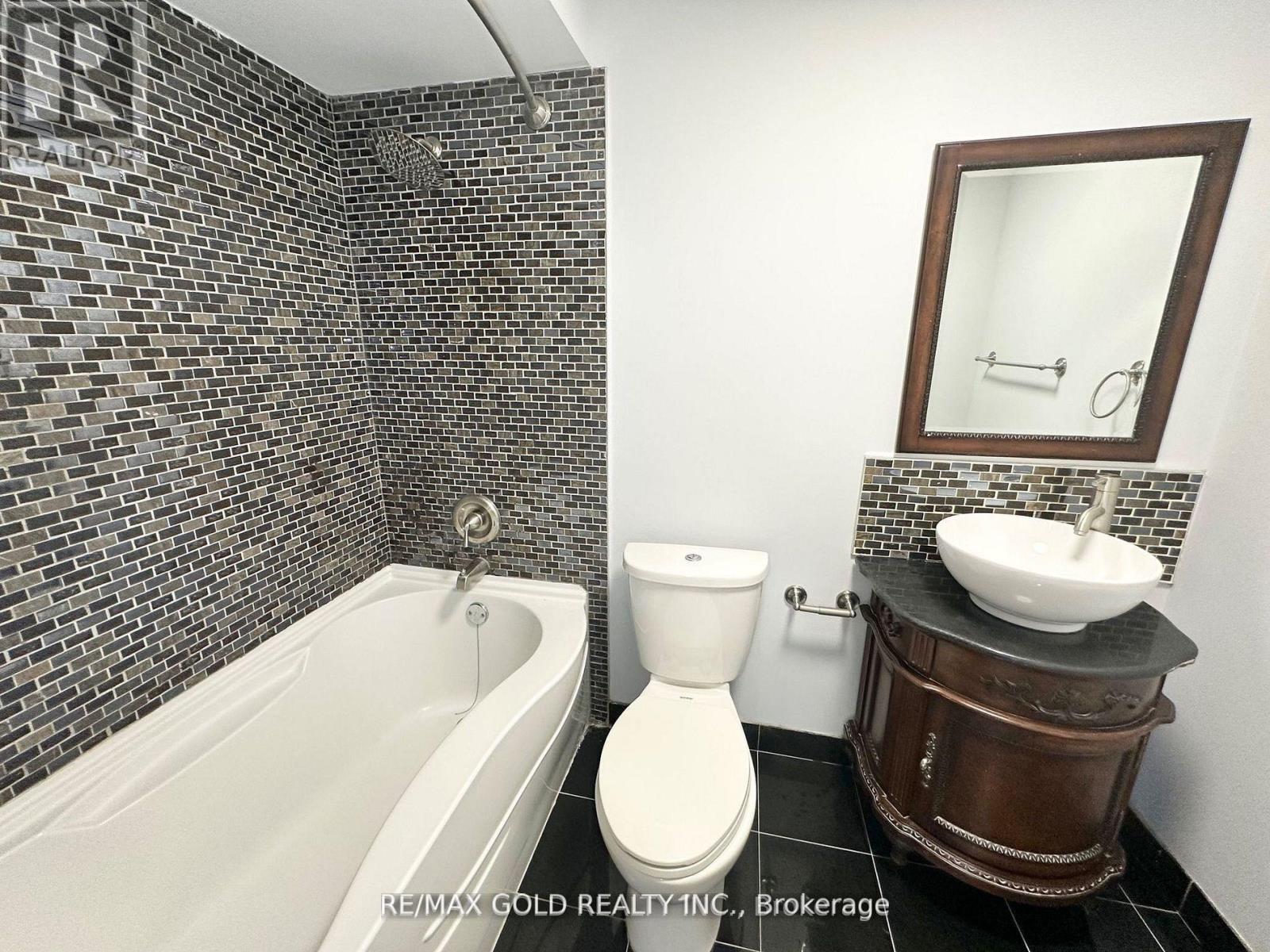 Upper - 148 Morton Way, Brampton, Ontario  L6Y 2P8 - Photo 29 - W12095551