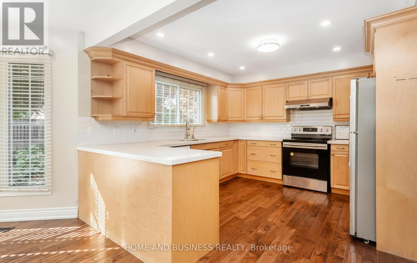 2035 Jacamar Court, Mississauga, Ontario  L5L 3P7 - Photo 21 - W12095552