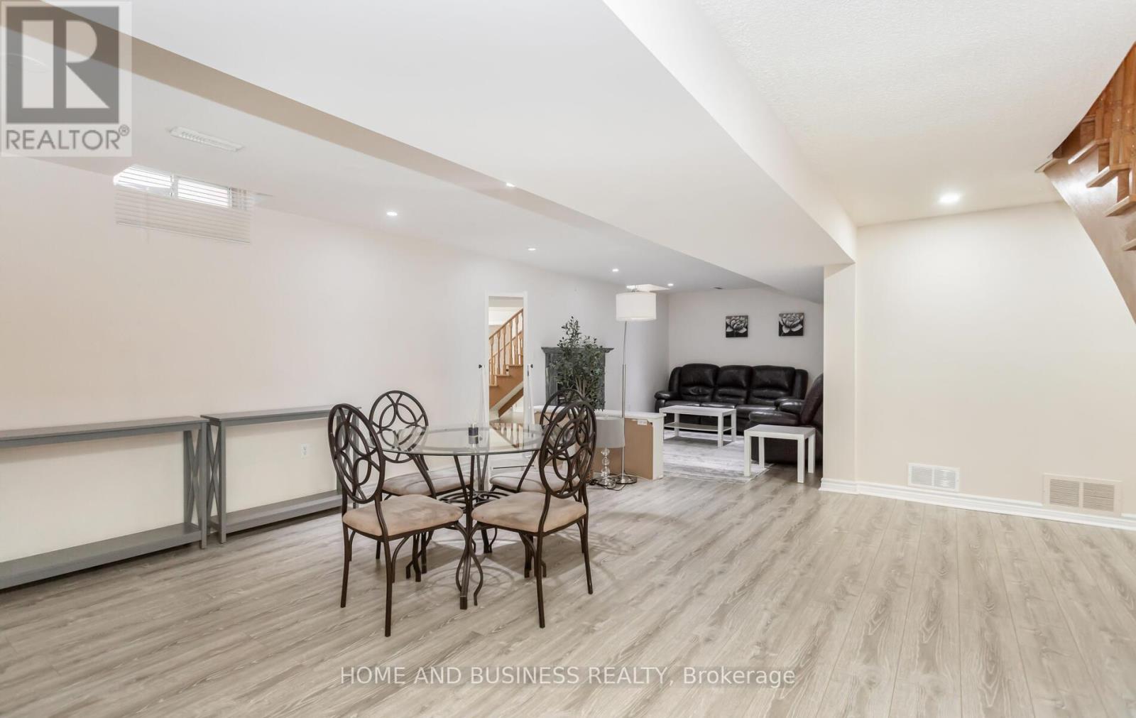 2035 Jacamar Court, Mississauga, Ontario  L5L 3P7 - Photo 31 - W12095552