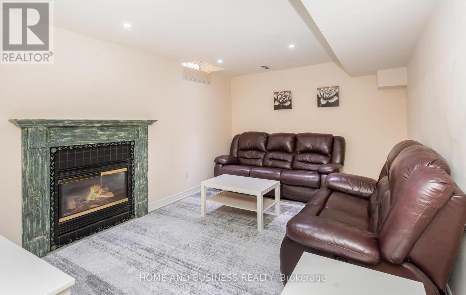 2035 Jacamar Court, Mississauga, Ontario  L5L 3P7 - Photo 32 - W12095552