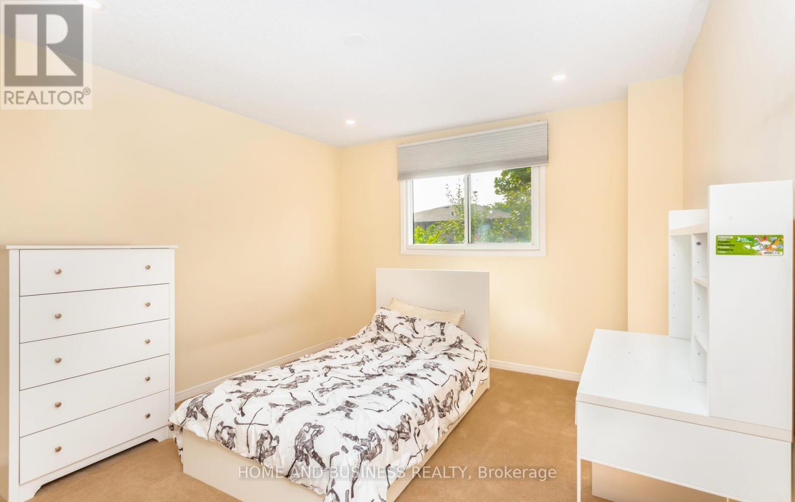 2035 Jacamar Court, Mississauga, Ontario  L5L 3P7 - Photo 37 - W12095552