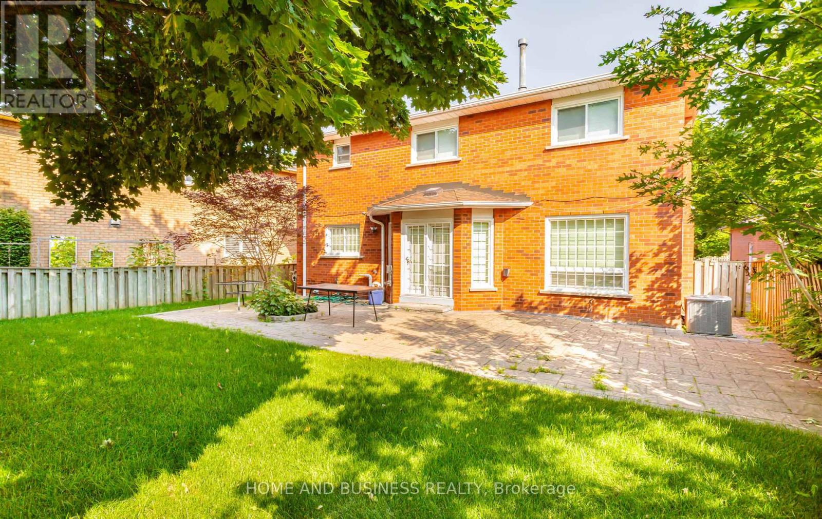 2035 Jacamar Court, Mississauga, Ontario  L5L 3P7 - Photo 43 - W12095552