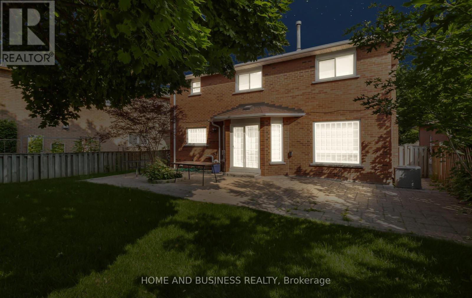 2035 Jacamar Court, Mississauga, Ontario  L5L 3P7 - Photo 44 - W12095552