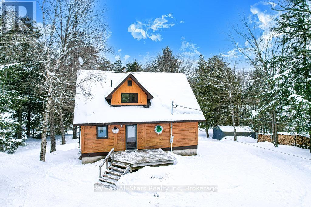 1058 Algonquin Outfitters Road, Algonquin Highlands, Ontario  P0A 1H0 - Photo 8 - X11901323