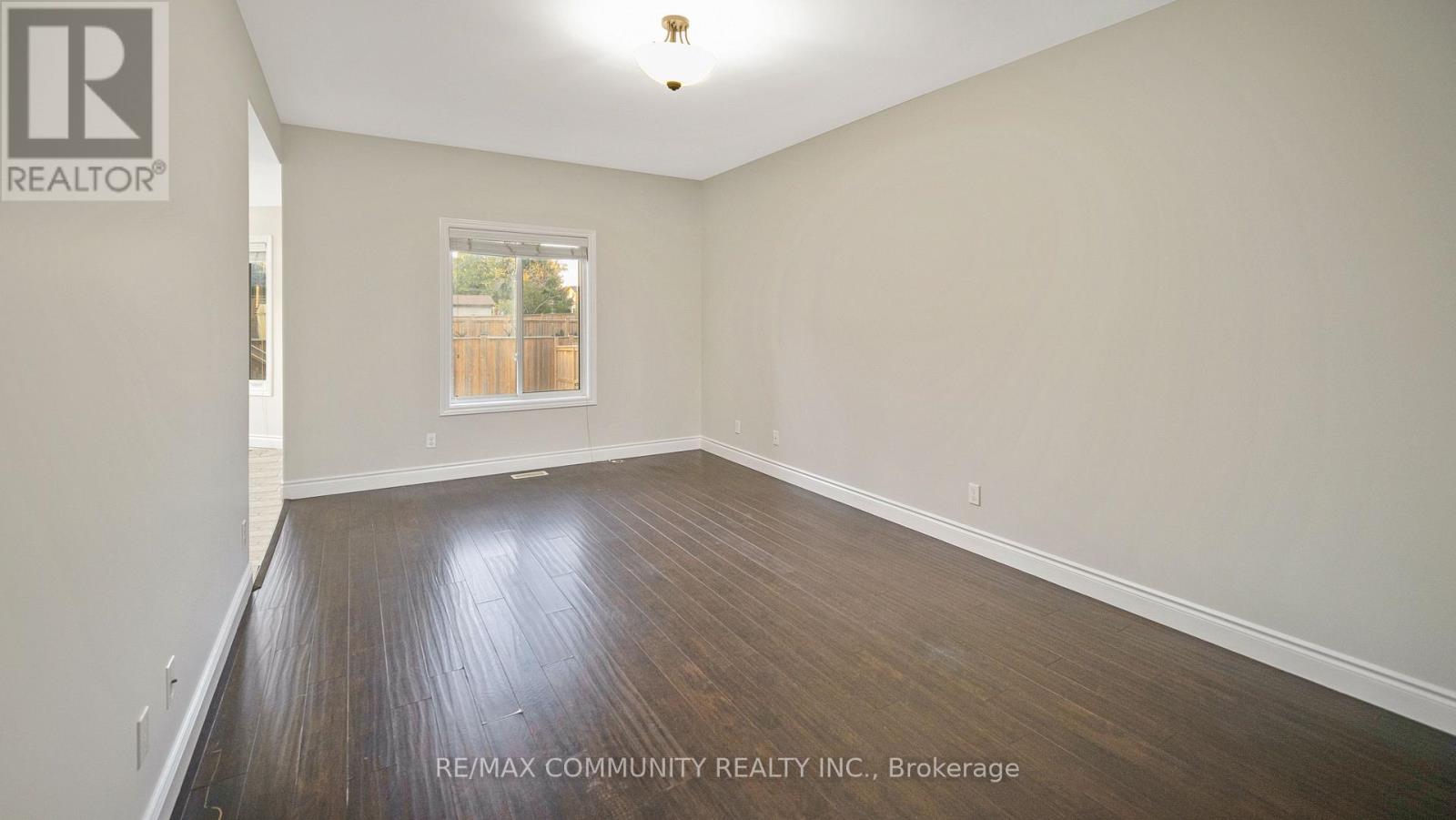 12 Laurel Street, Belleville, Ontario  K8N 0J4 - Photo 7 - X12095418