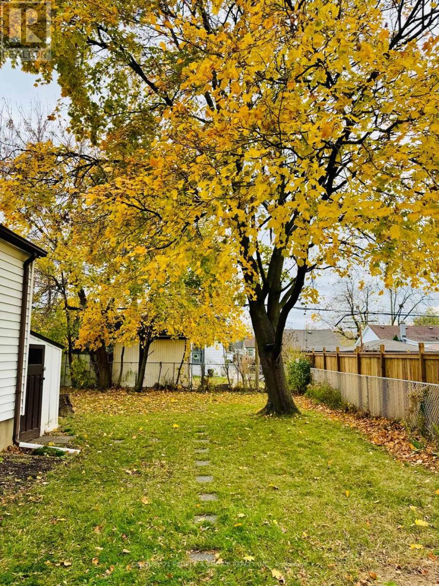 20 Eastbourne Avenue, St. Catharines (Facer), Ontario  L2M 5K4 - Photo 16 - X12095420