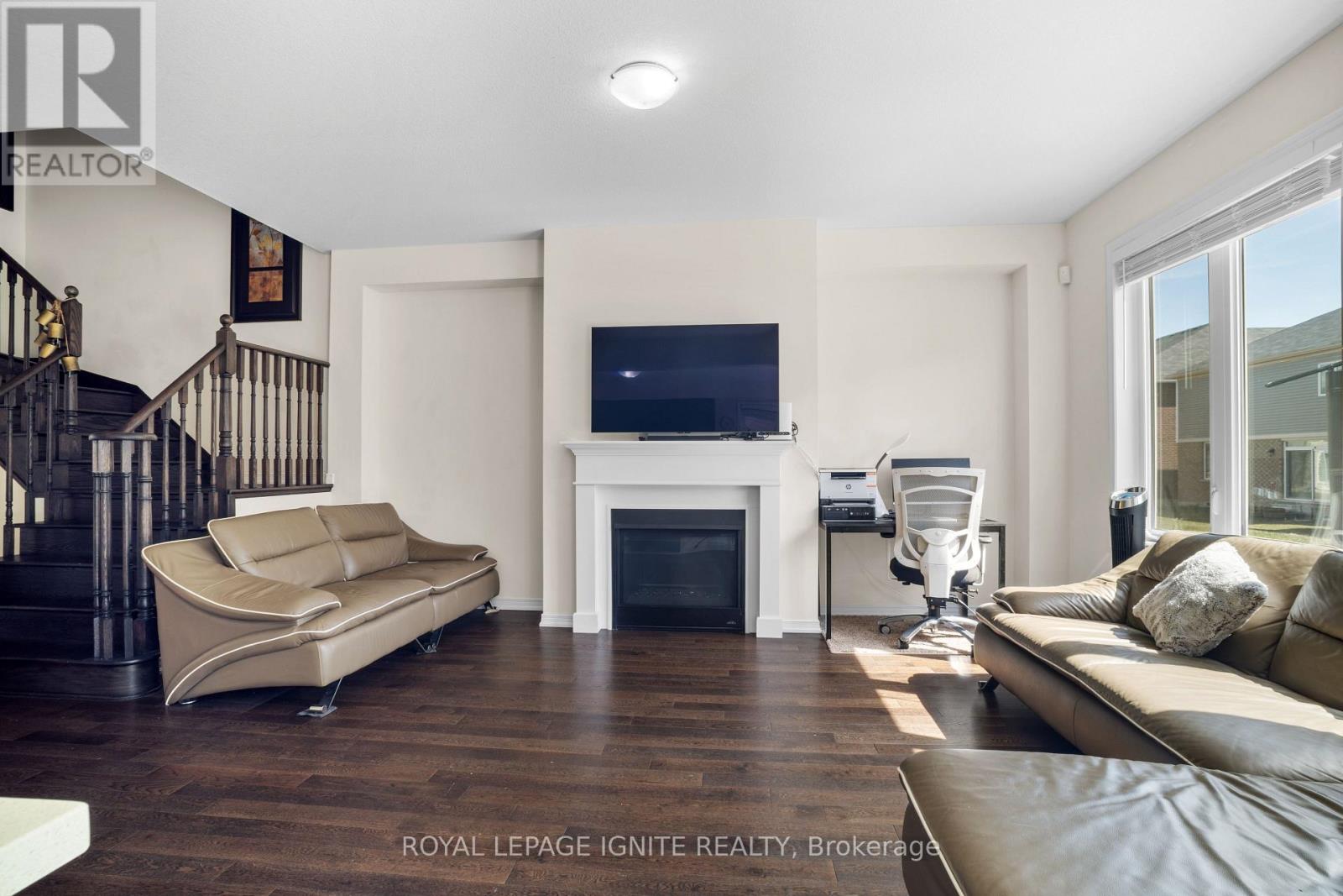 45 Alexandra Drive, Thorold, Ontario  L3B 0G4 - Photo 7 - X12095422