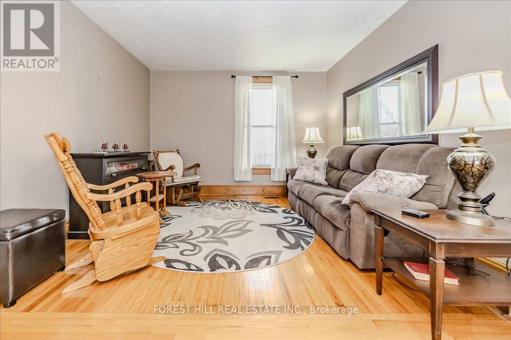 373 Garden Street, Cambridge, Ontario  N3H 4C8 - Photo 10 - X12095462