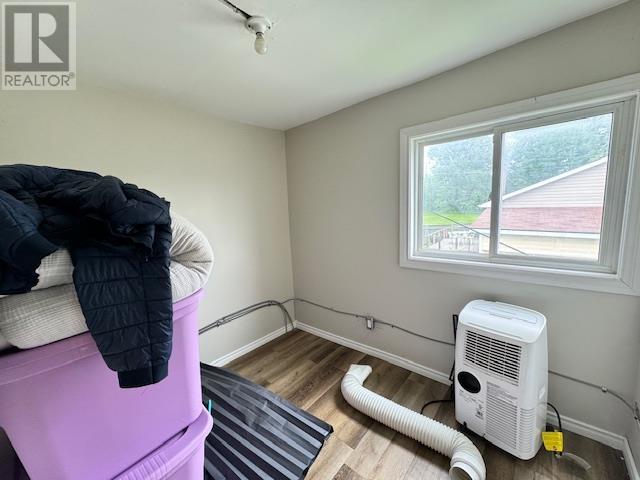 243-245 Beverly St, Sault Ste. Marie, Ontario  P6A 0B6 - Photo 10 - SM250812