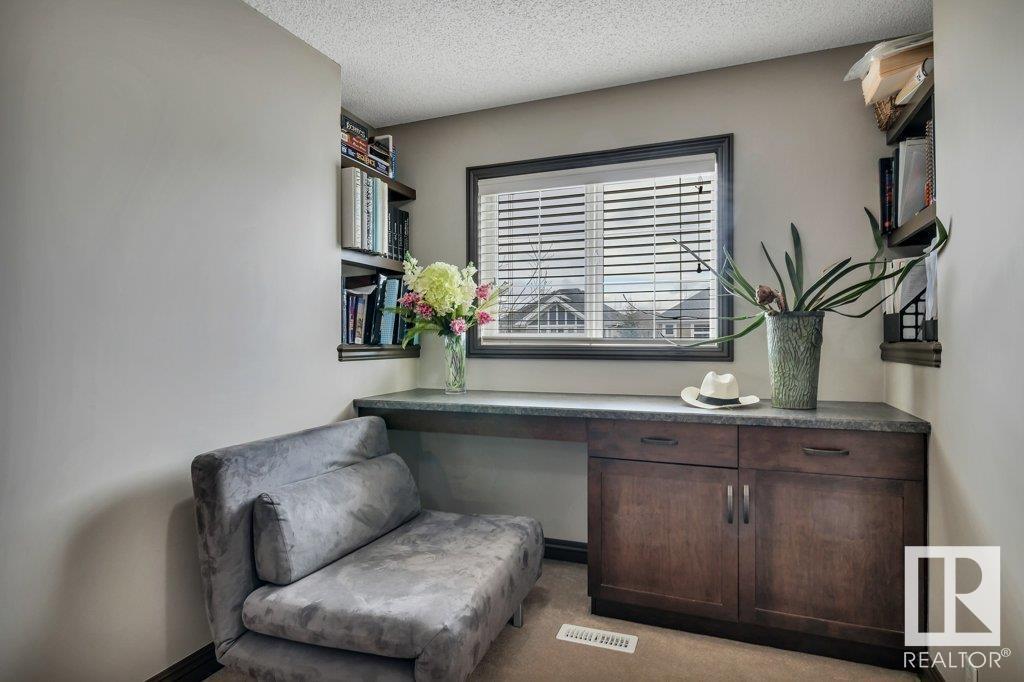 Property at 960 SUMMERSIDE LINK LI SW image 3