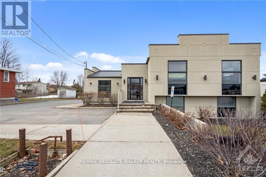 3591 Innes Road, Ottawa, Ontario  K1C 1T1 - Photo 1 - X12095741