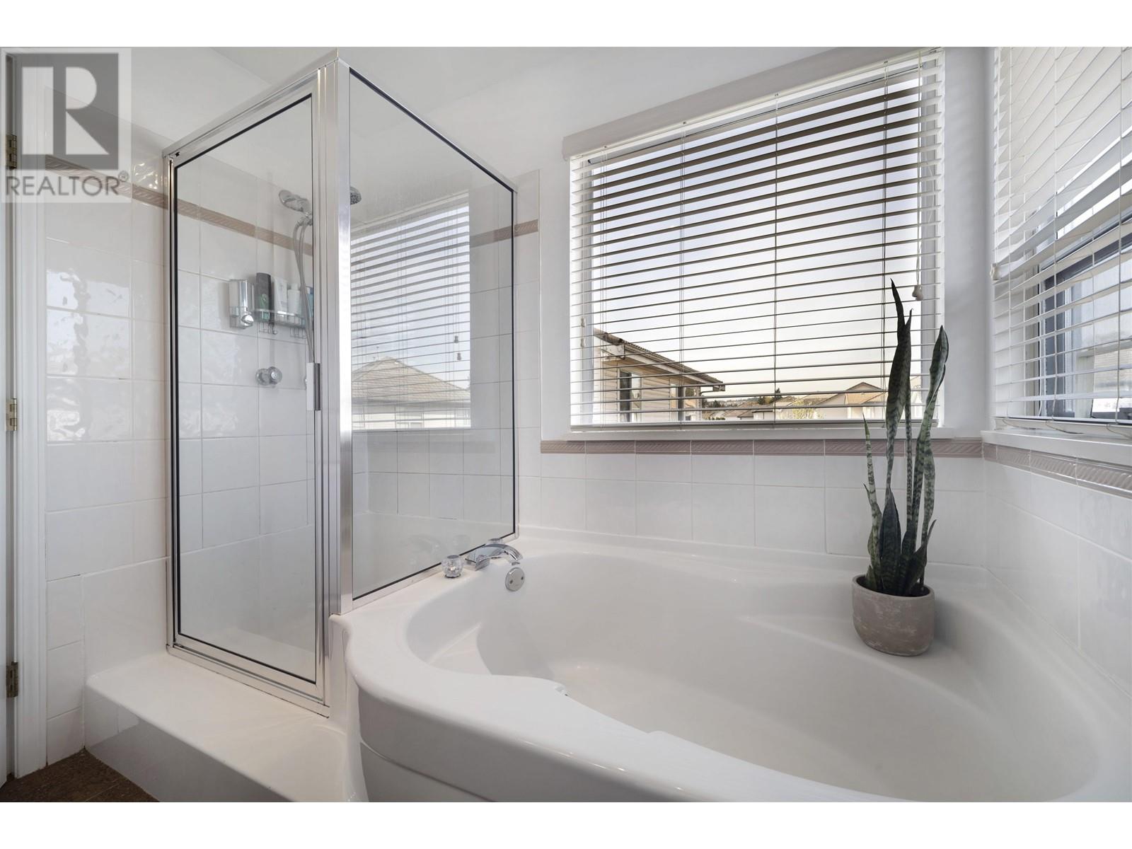 1355 Riverwood Gate, Port Coquitlam, British Columbia  V3B 7W1 - Photo 27 - R2992249