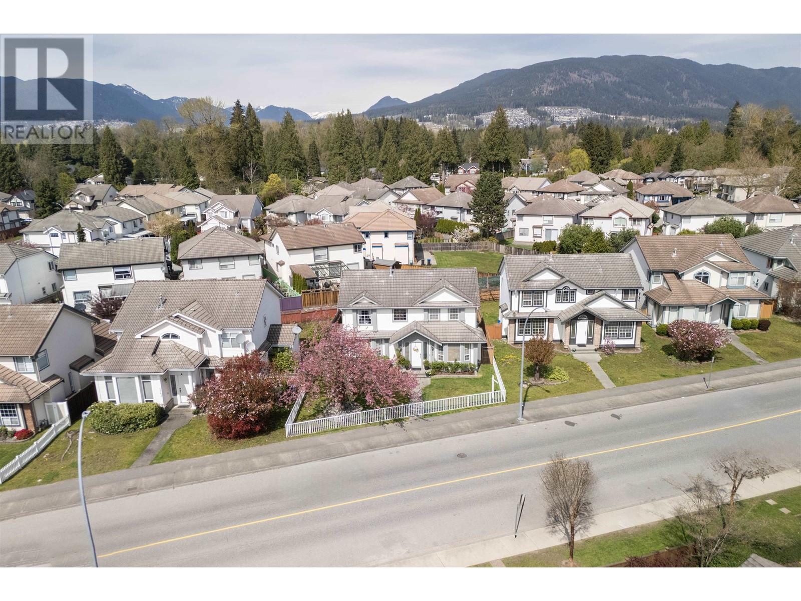 1355 Riverwood Gate, Port Coquitlam, British Columbia  V3B 7W1 - Photo 3 - R2992249