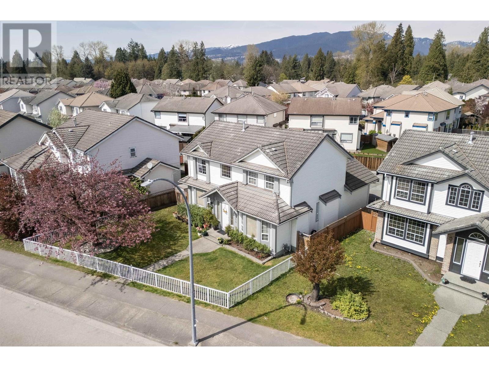 1355 Riverwood Gate, Port Coquitlam, British Columbia  V3B 7W1 - Photo 4 - R2992249