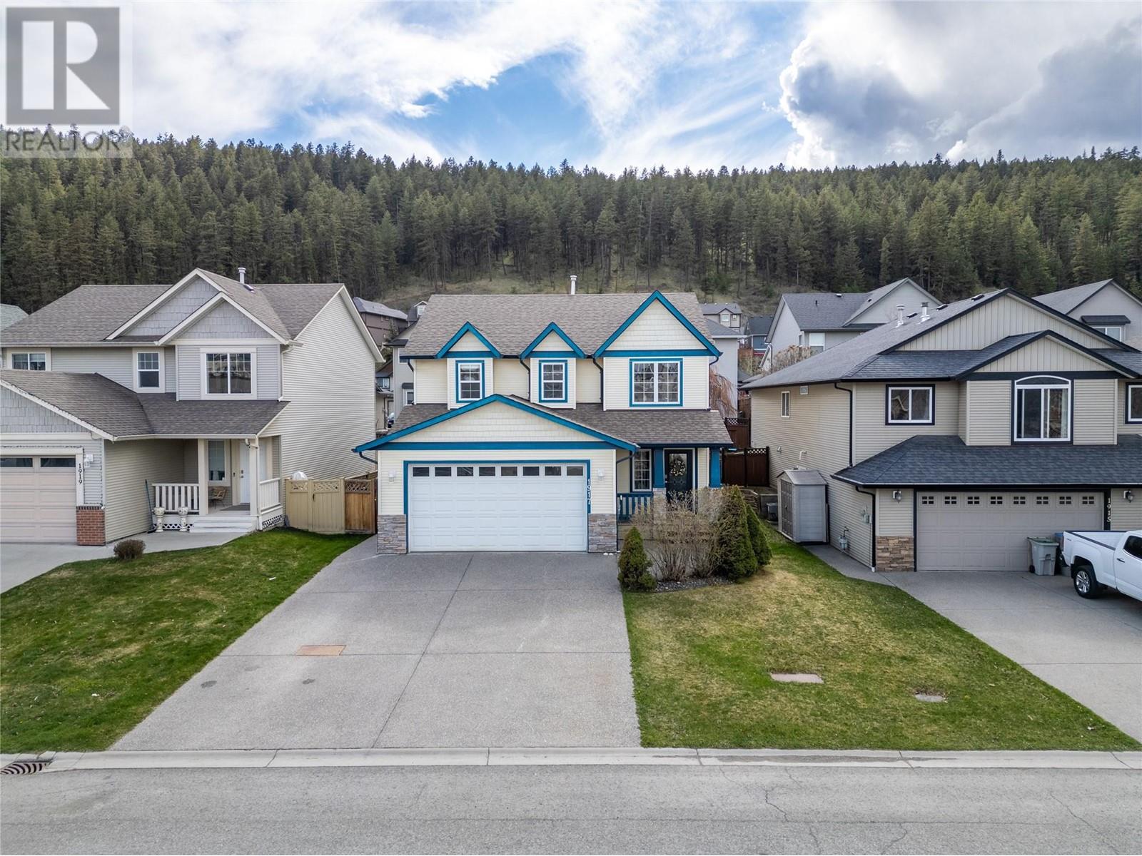 Property at 1917 SNOWBERRY Crescent image 1